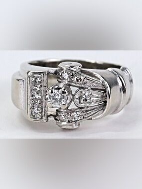 Vintage 14K White Gold Retro Ladies Diamond Cocktail Ring
